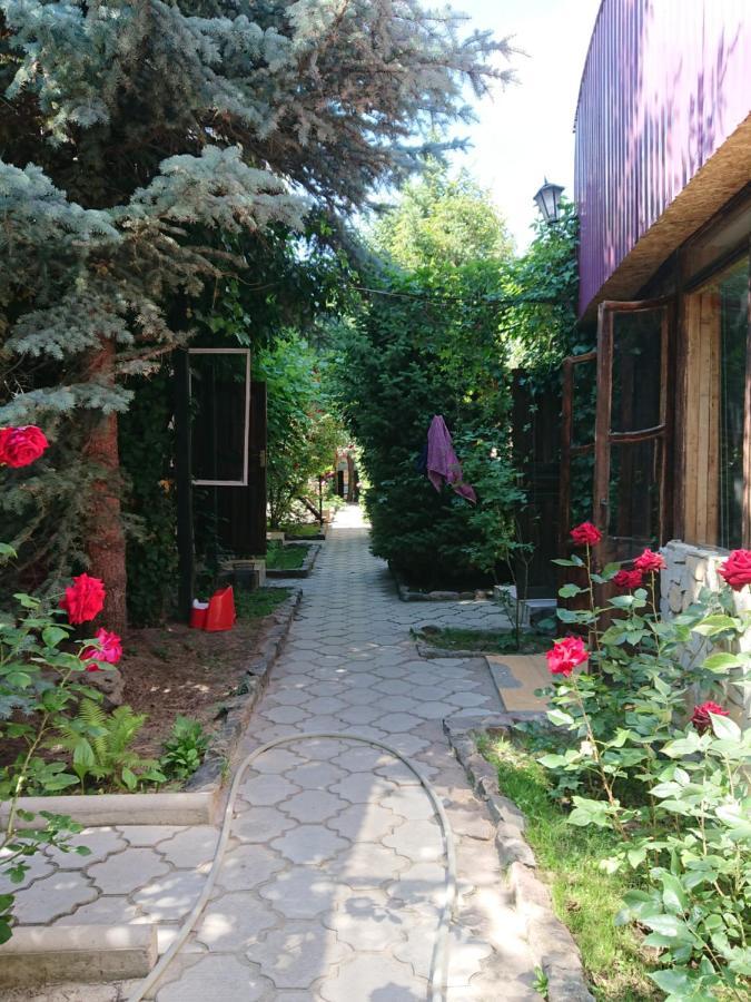 Hotel Petrovskaya Pristan 2 Cholpon-Ata Exterior foto