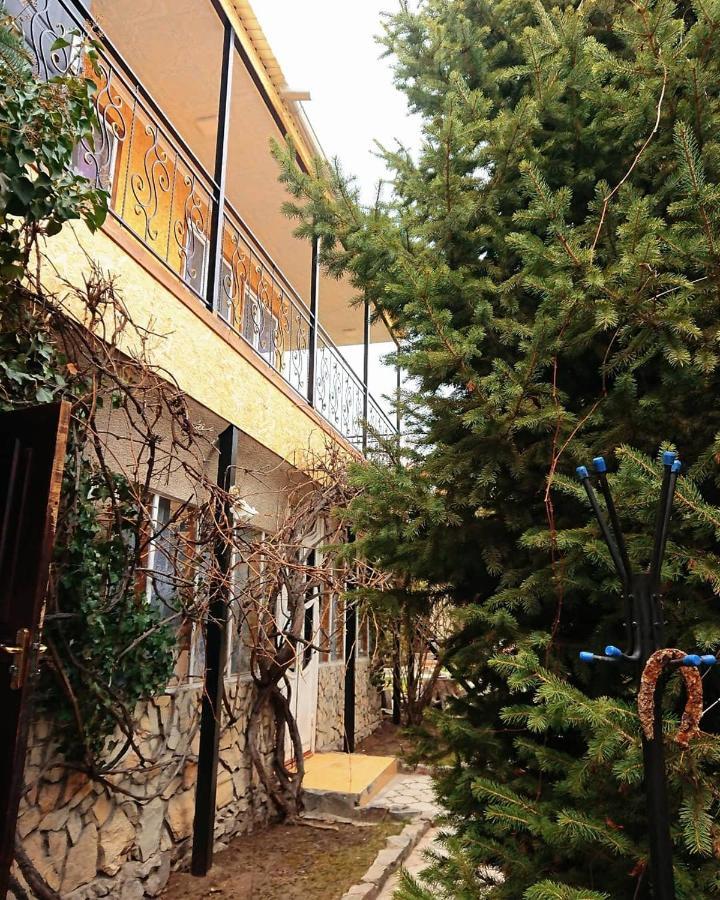 Hotel Petrovskaya Pristan 2 Cholpon-Ata Exterior foto